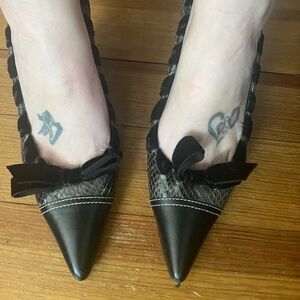 Vintage coach black and snakeskin Stillettos sz 8